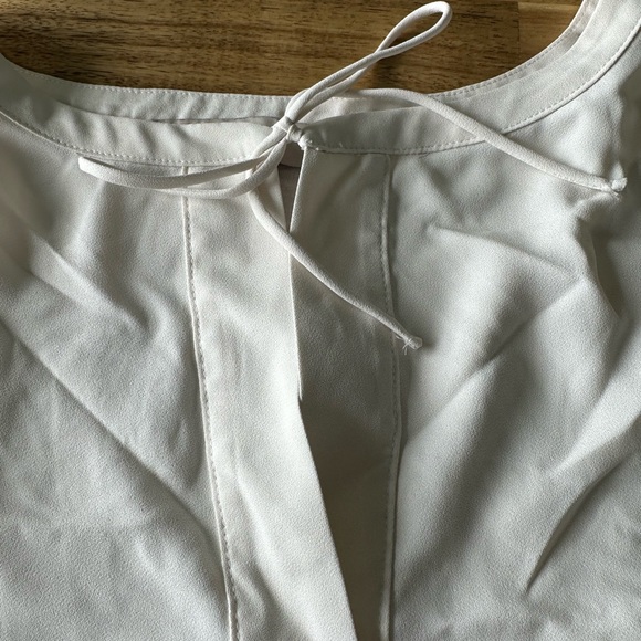 LOFT white shirt with ties. - Picture 4 of 5